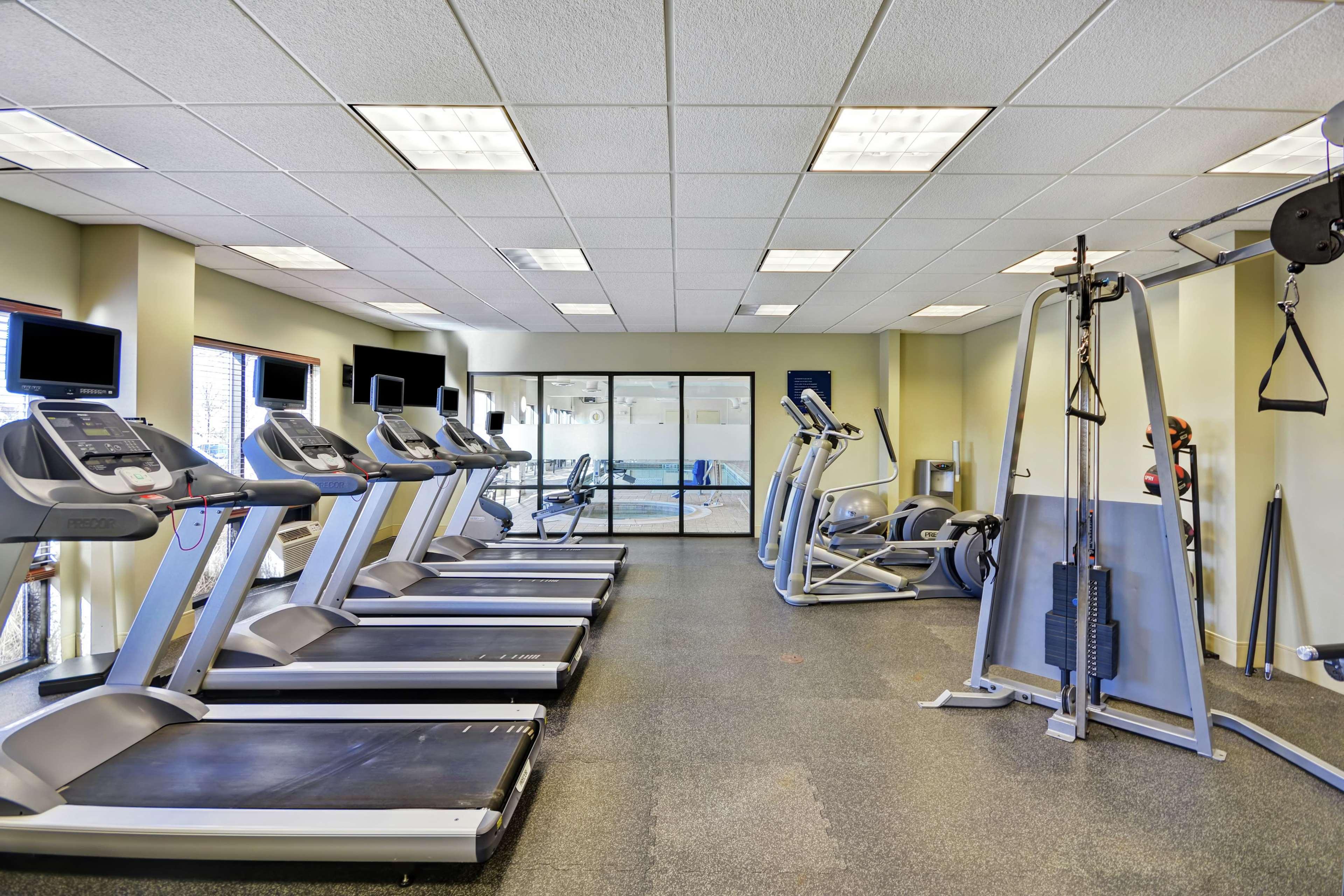 Hotel Hampton & Columbus-easton Area 3*