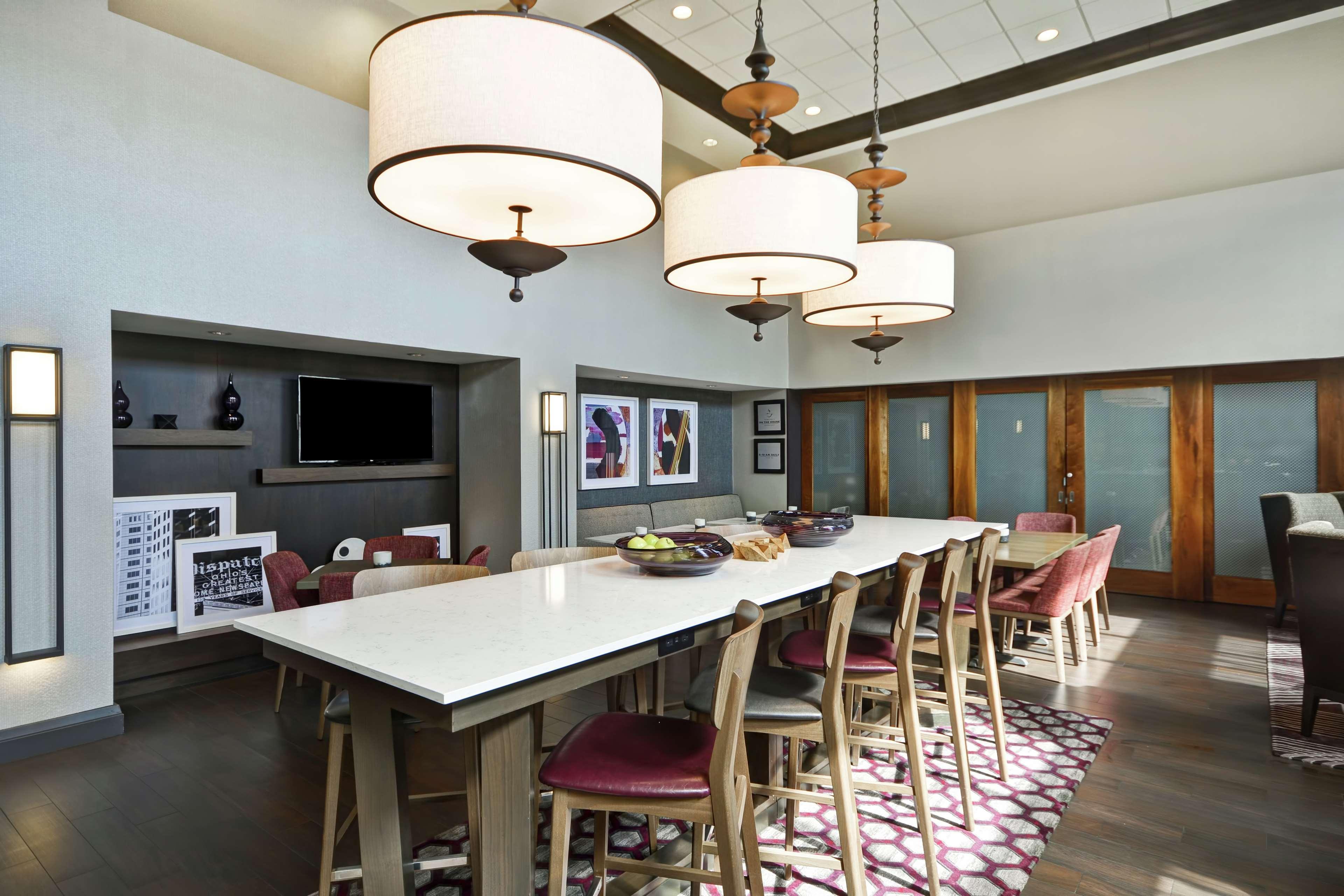 Hotel Hampton & Columbus-easton Area 3*